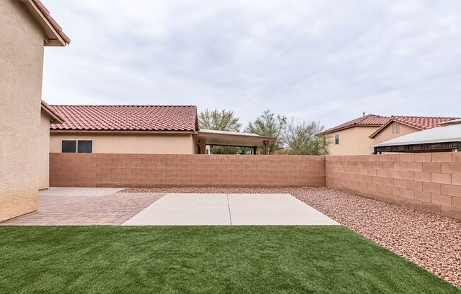 3 beds, 2 baths, $1,700