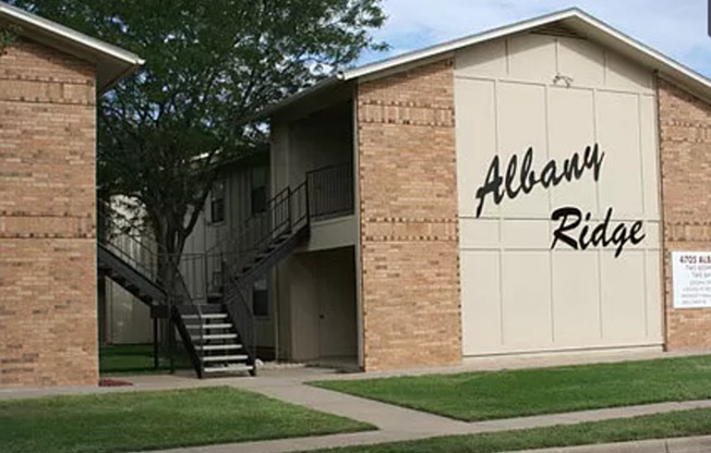 Albany Ridge Apartments – Comfortable Living in West Lubbock