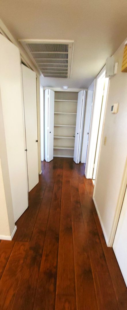 2 beds, 2 baths, $1,295, Unit # 287