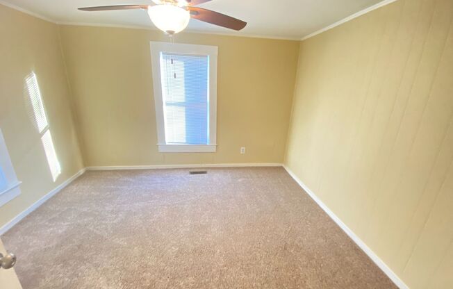 3 beds, 1 bath, $1,200