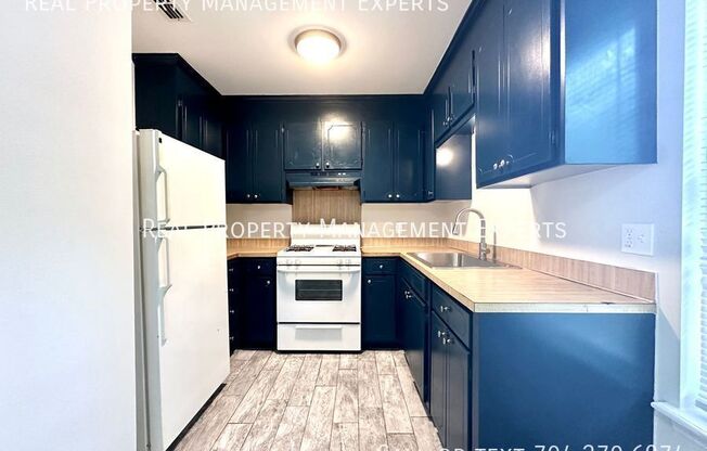 6850 DELTA LK DR