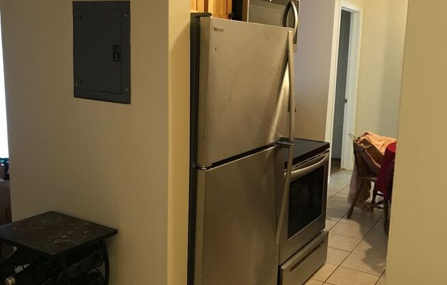 1 bed, 1 bath, 550 sqft, $1,195, Unit 411