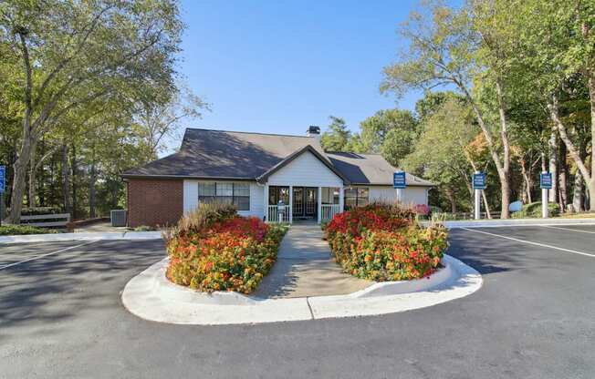 Woodmere Trace Apartments in Duluth, GA Leasing Office