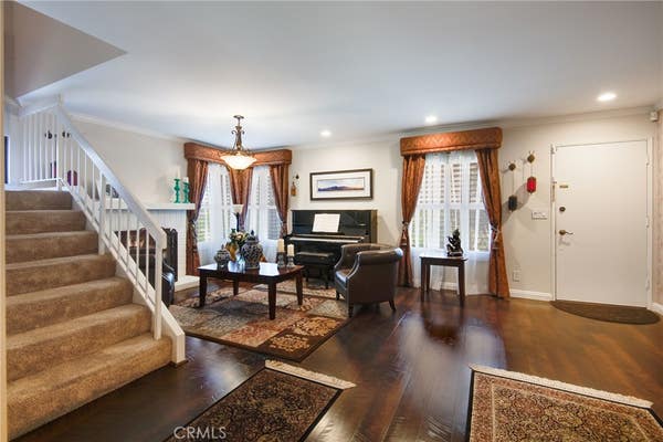 2261 Stonewood Ct