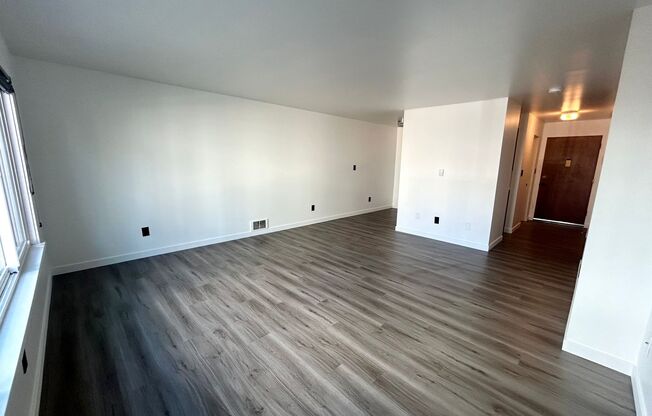 Studio, 1 bath, 464 sqft, $1,425, Unit 206
