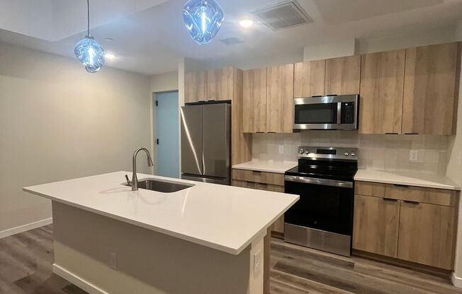 1 bed, 1 bath, 586 sqft, $1,599, Unit 810 #209