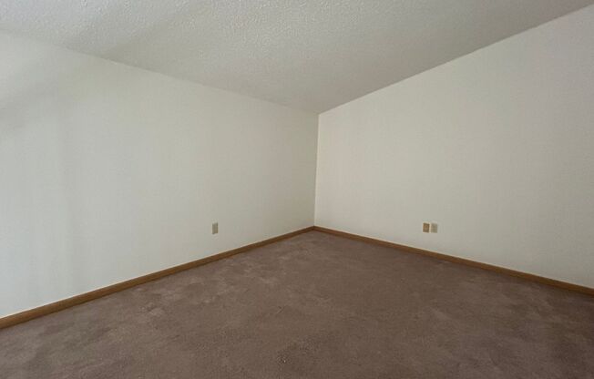 1 bed, 1 bath, 930 sqft, $855, Unit 2581-320