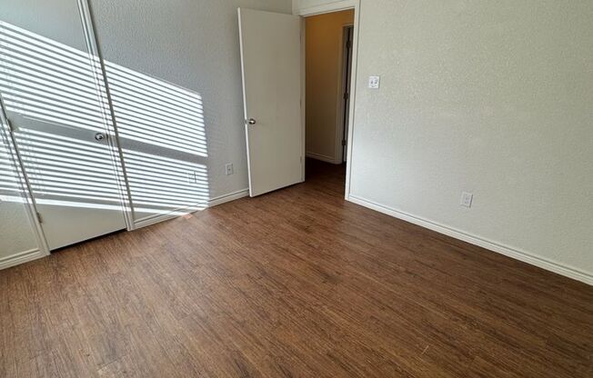 3 beds, 2 baths, 1,242 sqft, $1,350, Unit B