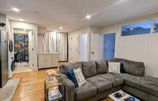 2 beds, 1 bath, $5,650, Unit 2A