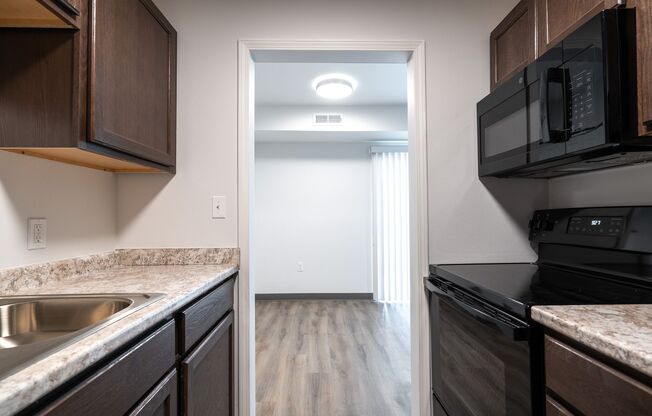 1 bed, 1 bath, 625 sqft, $775