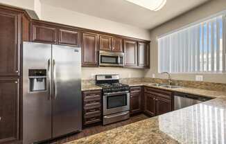 Apartments in Canoga Park, CA