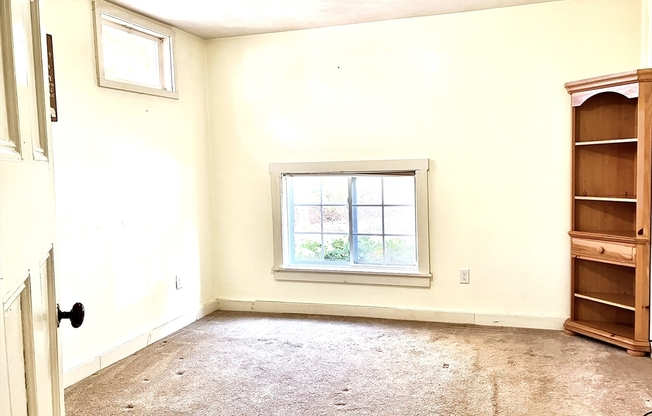 1 bed, 1 bath, 920 sqft, $2,000, Unit 0