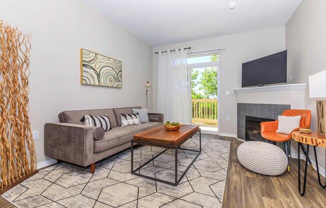 2 beds, 2 baths, 1,008 sqft, $1,830