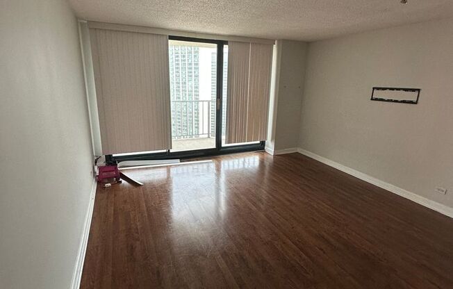 1 bed, 1 bath, $2,100, Unit # 2007