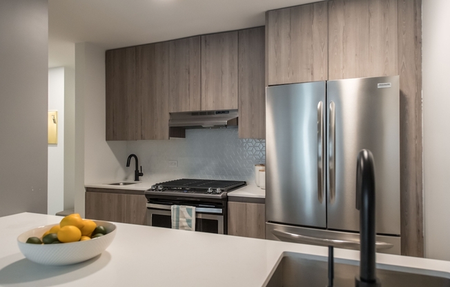 1 bed, 1 bath, 675 sqft, $3,150, Unit 602C