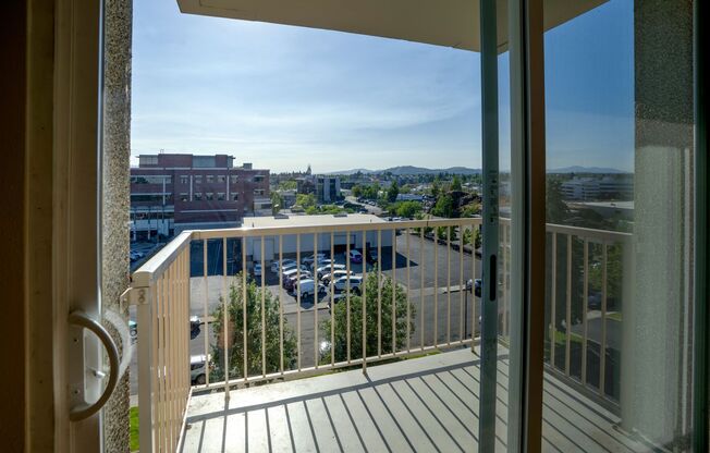 1 bed, 1 bath, 675 sqft, $1,195, Unit 179