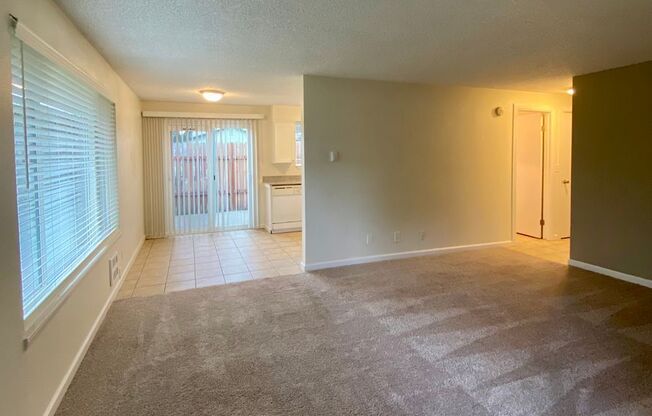 2 beds, 1 bath, 900 sqft, $1,950, Unit 1720-A1