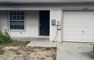 2 beds, 2 baths, $1,600