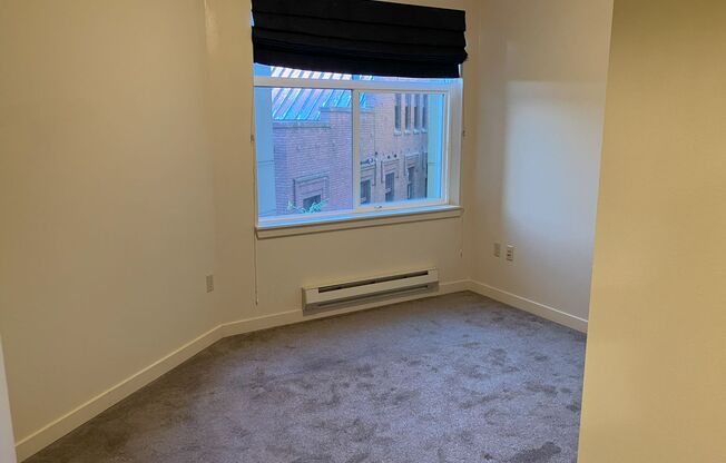 1 bed, 1 bath, $2,275, Unit Unit 461