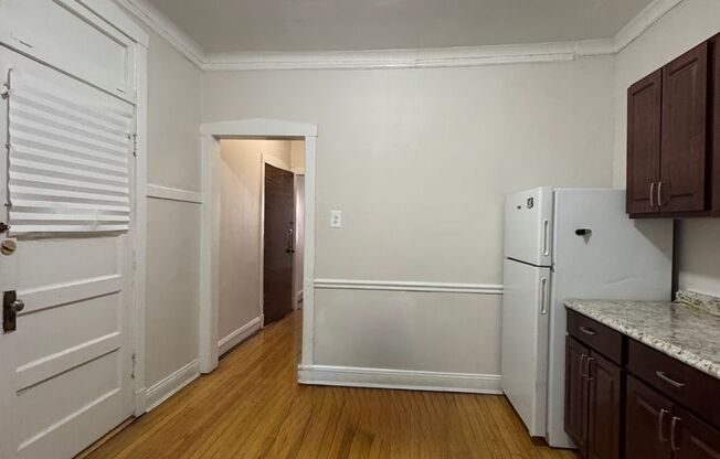 7665-7715 N. Sheridan