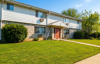 Oak Apartments in Kenosha