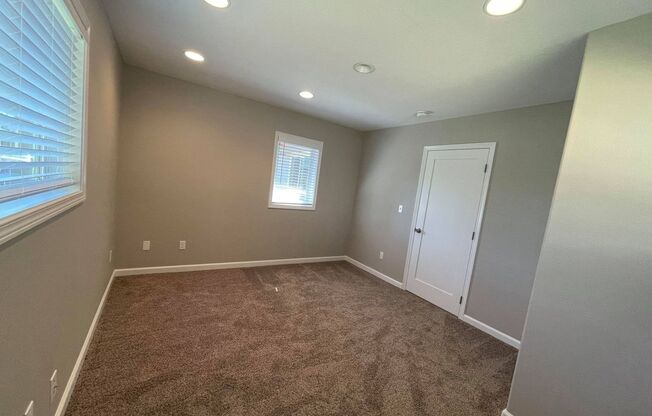 1 bed, 1 bath, 600 sqft, $1,350, Unit 41