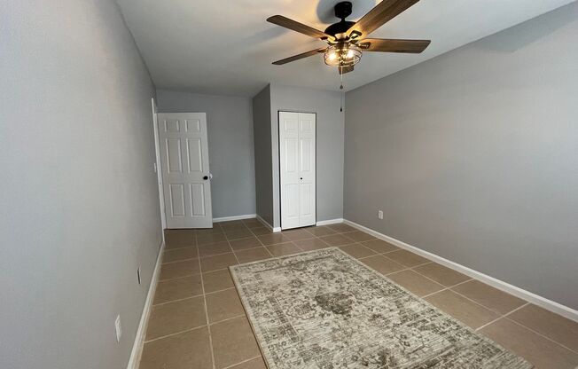 2 beds, 1.5 baths, 950 sqft, $1,125, Unit 96-1380 Ocala Road Apt G1