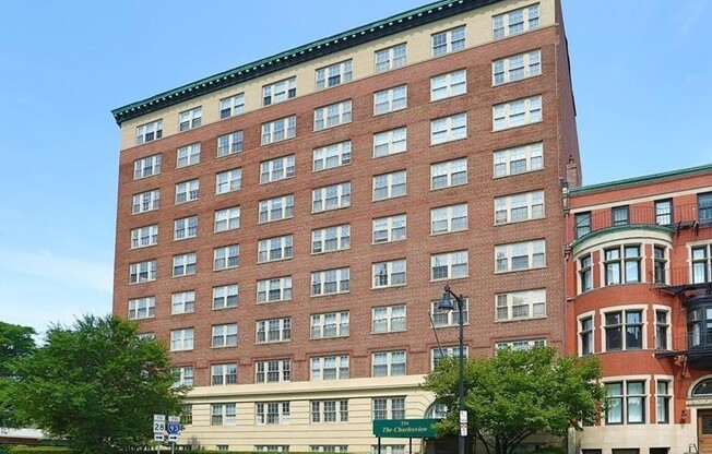 1 bed, 1 bath, 513 sqft, $2,850, Unit 902