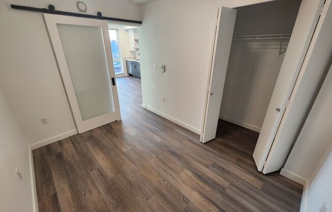 1 bed, 1 bath, 385 sqft, $1,695, Unit 504