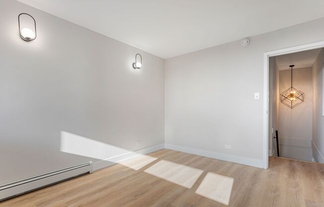 2 beds, 1.5 baths, 976 sqft, $3,045, Unit 18K