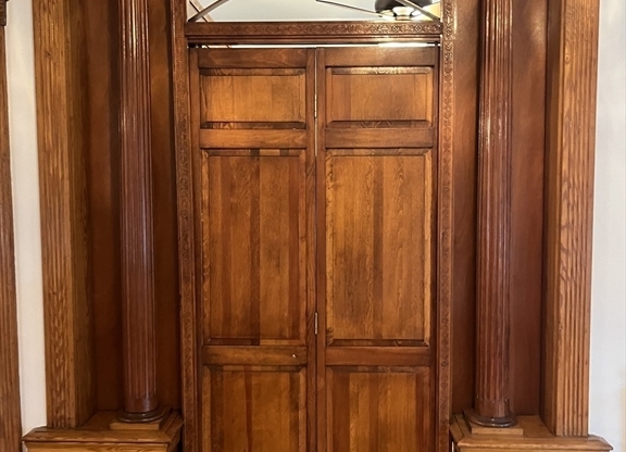 10 ANTRIM ST