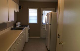 1 bed, 1 bath, 625 sqft, $550, Unit 024