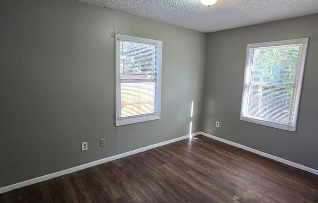 3/1 Tampa Home ! Apply for FREE!