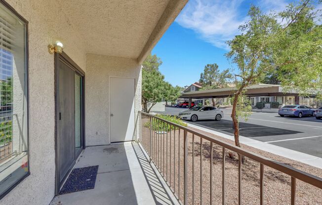 2 beds, 2 baths, $1,600, Unit # 213
