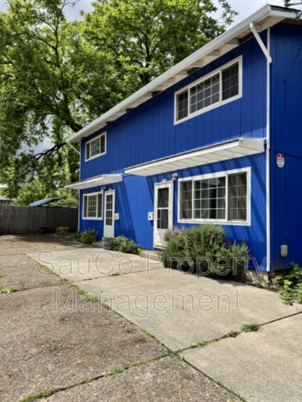 536 SW NEBRASKA ST