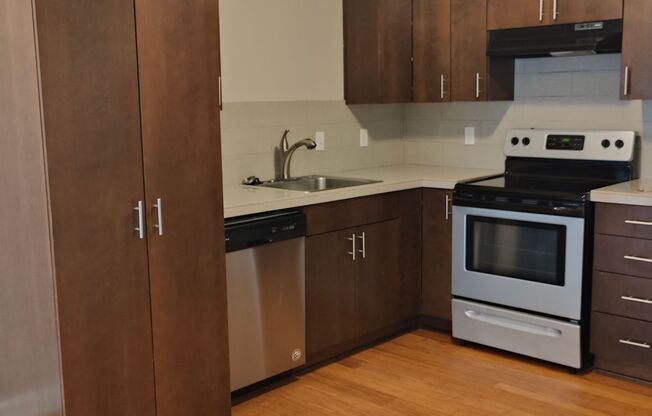 2314 2318 NE MULTNOMAH ST