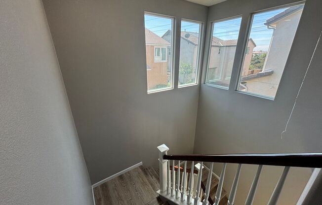 Beautifully Remodeled 3-Bedroom Home in Valencia's West Creek Community!