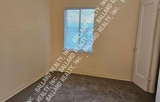 2 beds, 1 bath, $1,700, Unit Unit 816