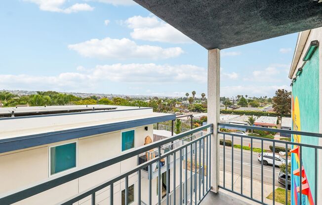 2 beds, 2.5 baths, 991 sqft, $4,195, Unit 2330-215