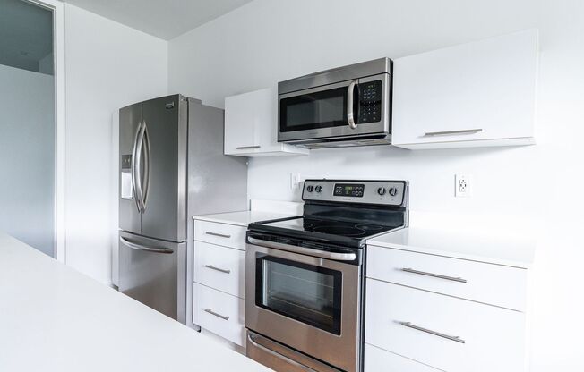 1 bed, 1 bath, 764 sqft, $1,743, Unit GL-15