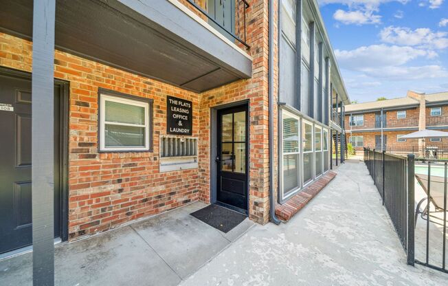 Amazing Remodeled Units in Mid Town!