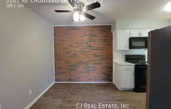 5161 NE CHOUTEAU TRFY