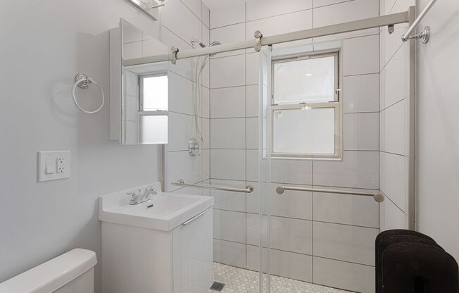 2 beds, 1 bath, 561 sqft, $2,100, Unit 1629-1D