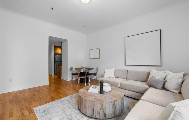 416 Marlborough St 106