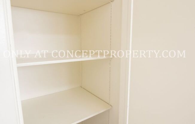 2 beds, 1.5 baths, 1,040 sqft, $1,299, Unit 19