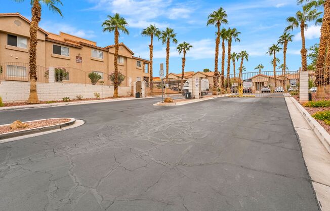 2 beds, 2 baths, $1,200, Unit # 1044
