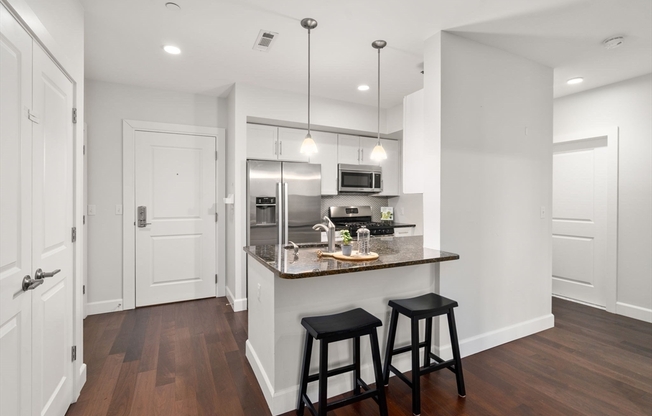1 bed, 1 bath, 757 sqft, $3,000, Unit 304