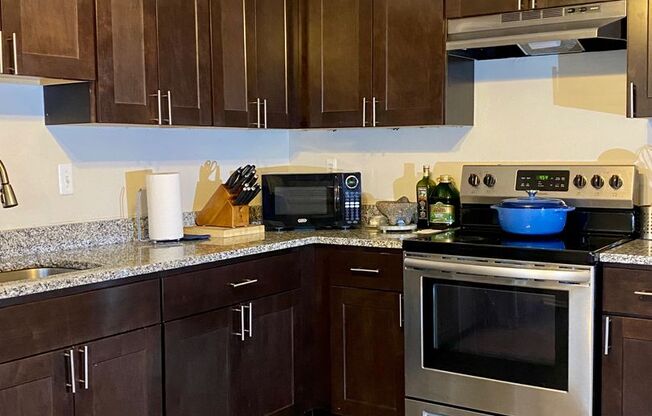 Charming 3Bedroom/2.5Bath Townhome in Mays Chapel Village/Timonium