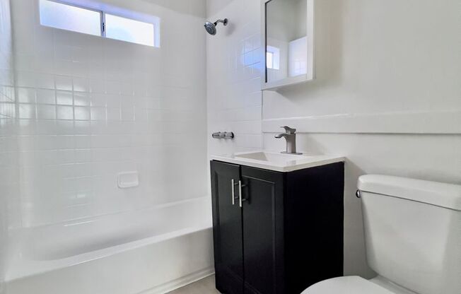 Studio, 1 bath, $1,395, Unit 10