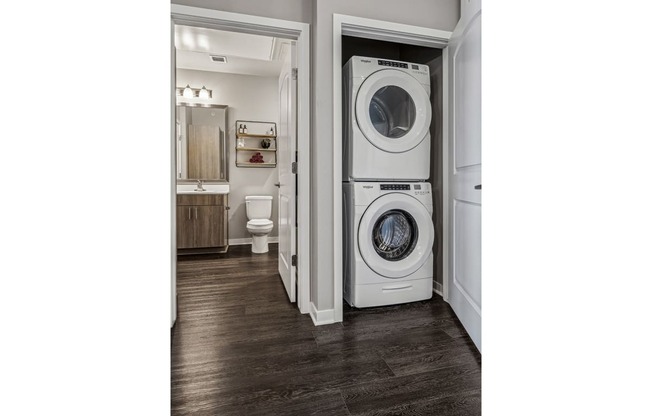 Full-sized washer/dryers - Rise at 2534